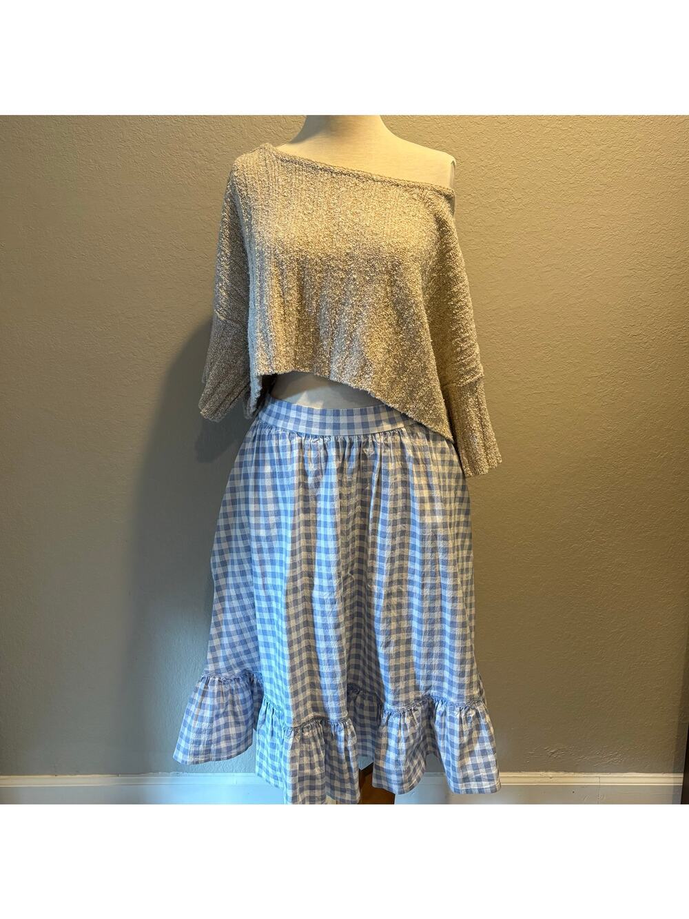 COLLECTIF LONDON UK EST2000 Baby Blue Plaid Ruffled Voluminous Skirt Sz US 12